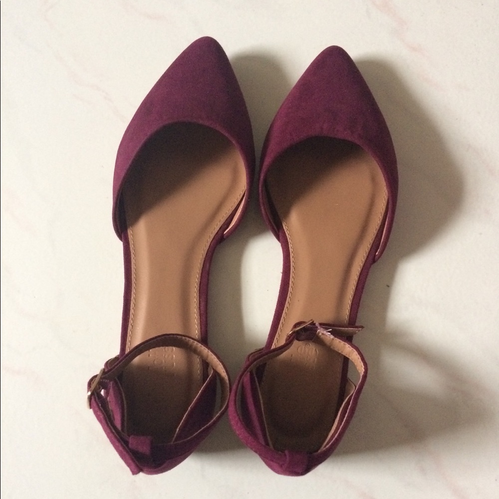 Pointed Toe Ankle Strap Flats
